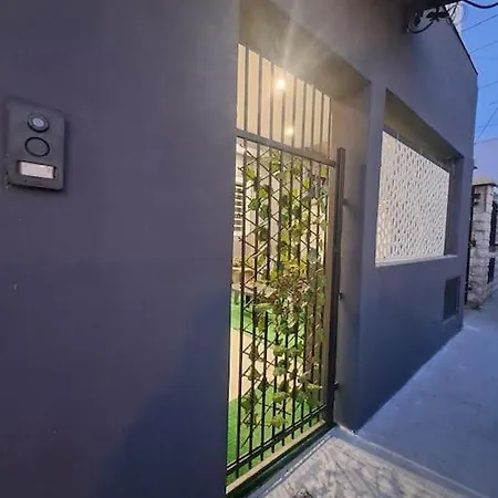 Flower's House Di Doris Simone Вилла