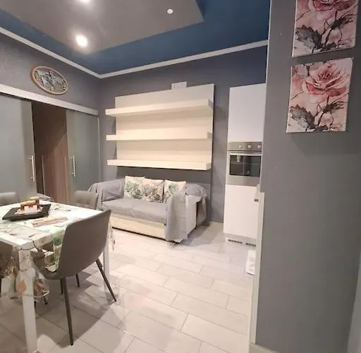 Flower's House Di Doris Simone