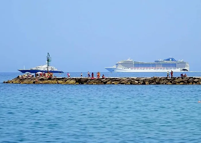 Flower's House Di Doris Simone Villa Bari