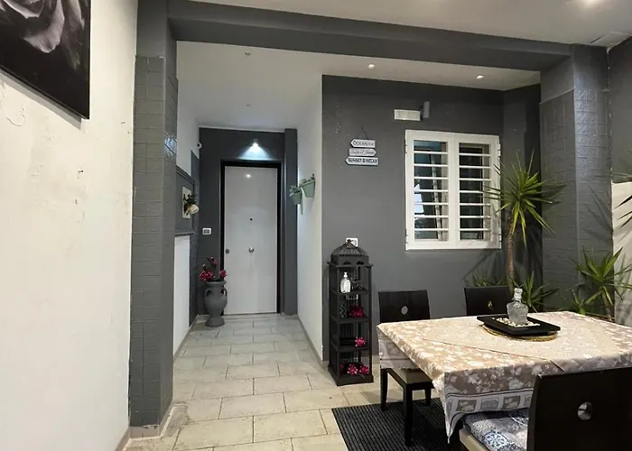 ヴィラ Flower's House Di Doris Simone *